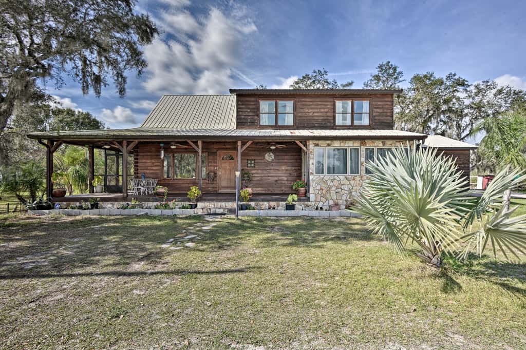 Rustic 4BR Farm Retreat Near Sebring Raceway