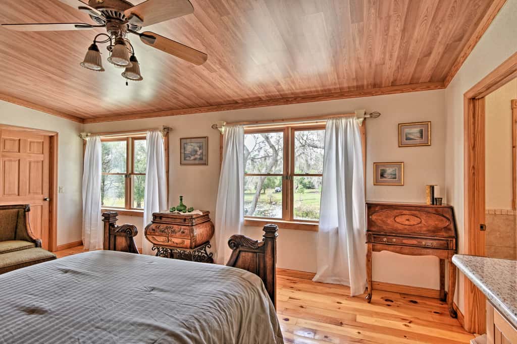 Rustic 4BR Farm Retreat Near Sebring Raceway