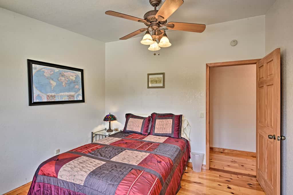 Rustic 4BR Farm Retreat Near Sebring Raceway