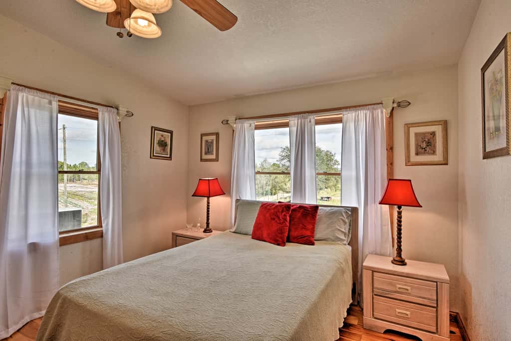 Rustic 4BR Farm Retreat Near Sebring Raceway