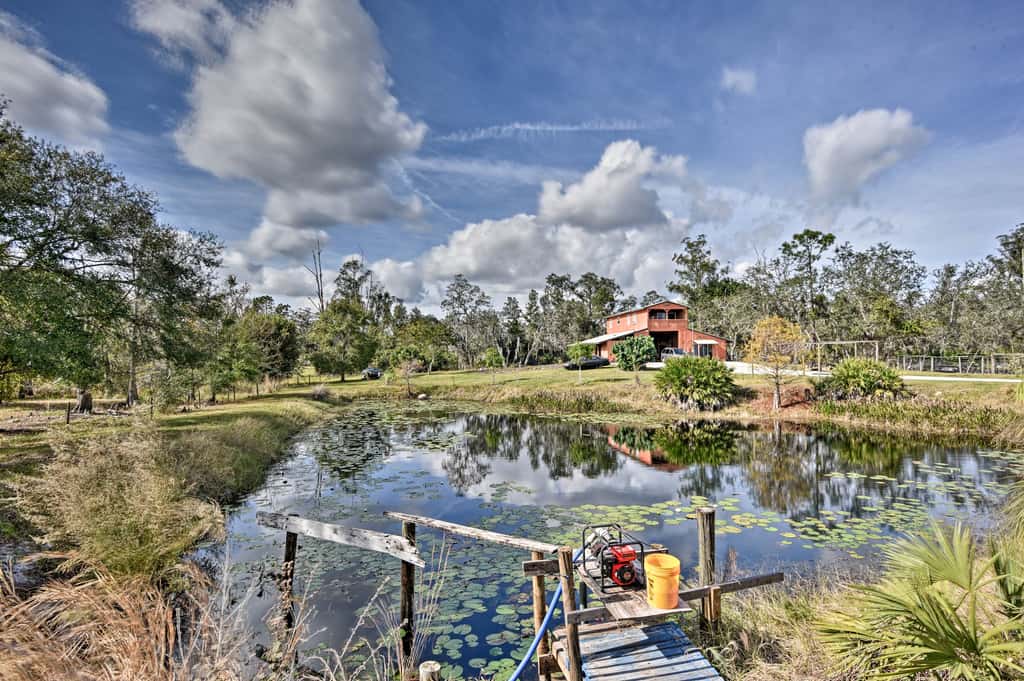 Rustic 4BR Farm Retreat Near Sebring Raceway