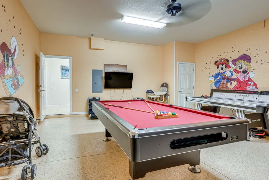 3 Mi to WDW: Windsor Hills Home w/ Game Room!