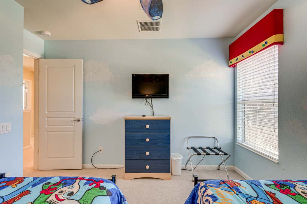 3 Mi to WDW: Windsor Hills Home w/ Game Room!