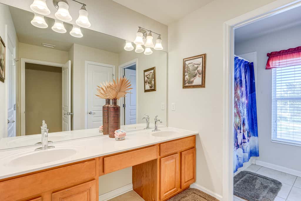 3 Mi to WDW: Windsor Hills Home w/ Game Room!