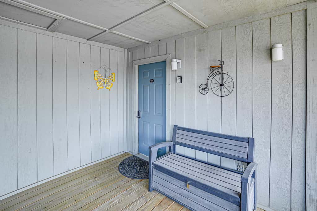 Family-Friendly Condo: 1 Mi to Silver Dollar City!