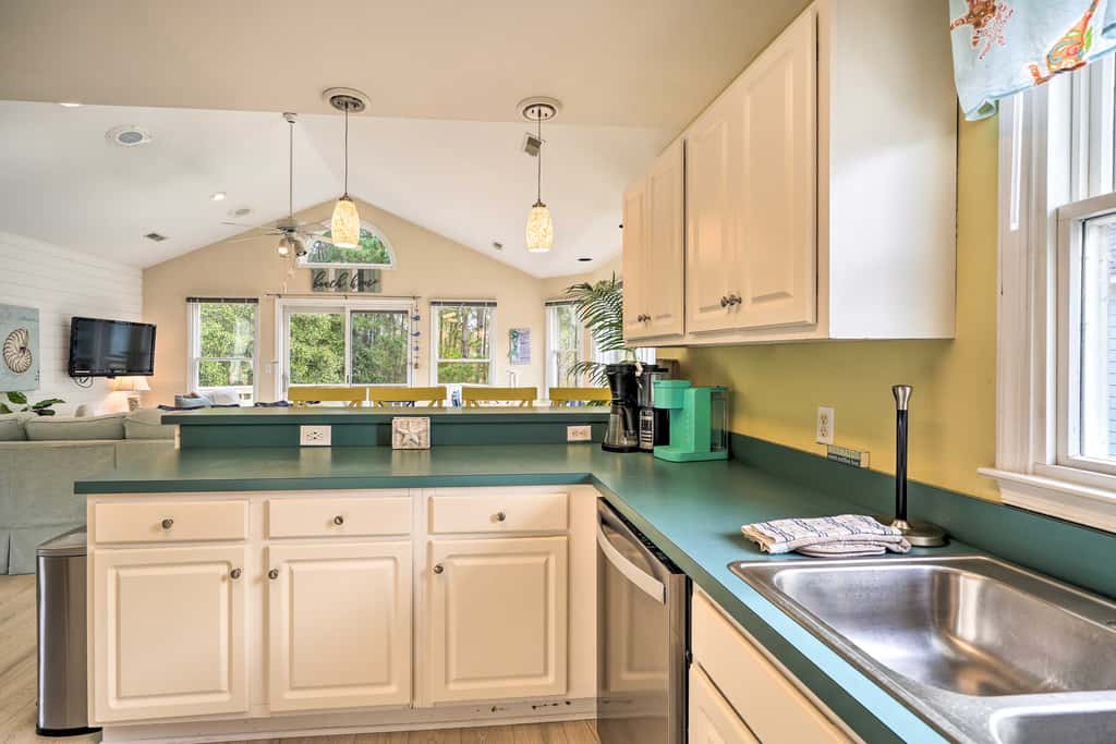 Coastal Home w/ Community Pool < 2 Miles to Beach!