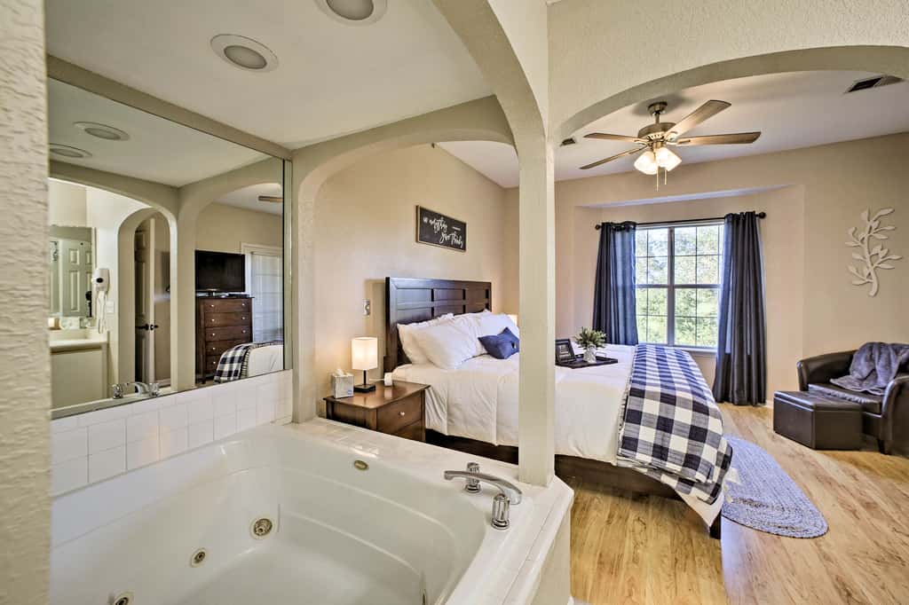 7 Mi to Branson Strip! 'The Ridge' w/ Game Room