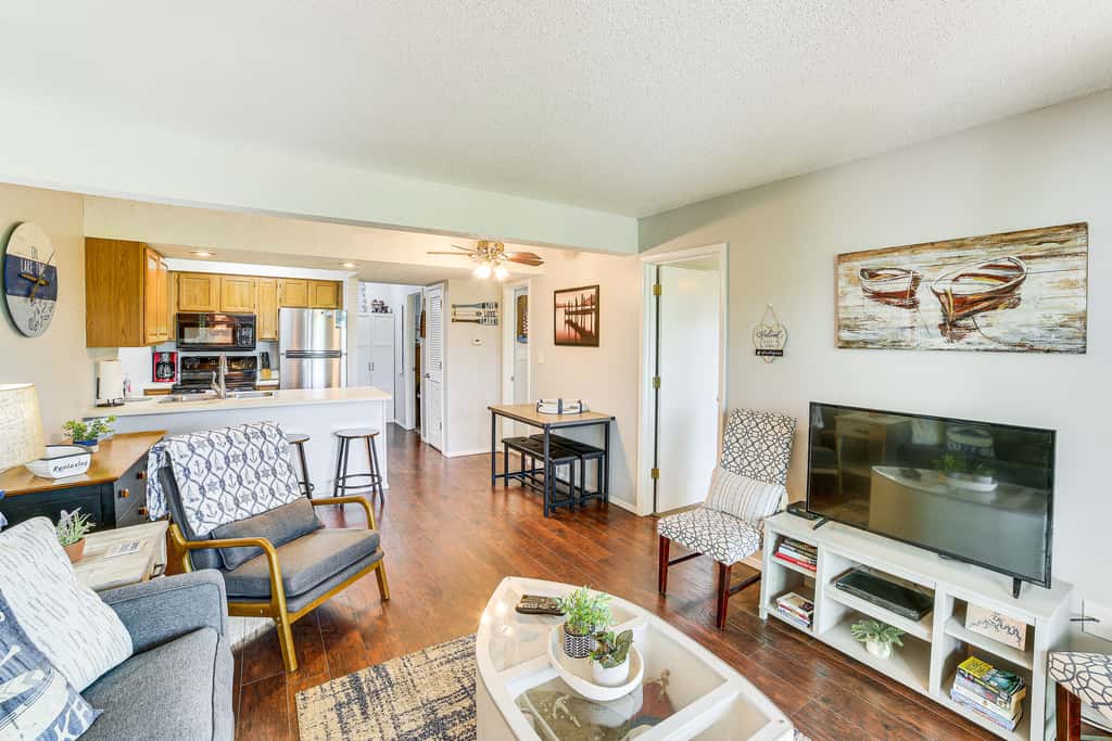 2 Mi to Silver Dollar City: Reed Springs Condo