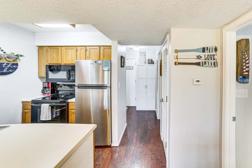 2 Mi to Silver Dollar City: Reed Springs Condo