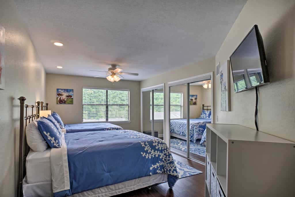 5 Mi to Dtwn & Strip! Branson Condo w/ Indoor Pool