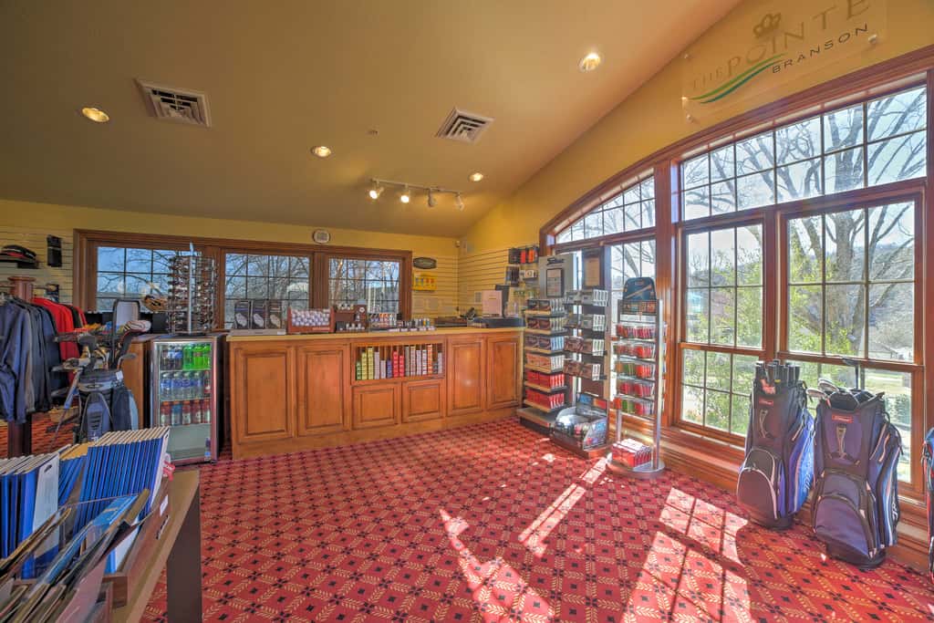 5 Mi to Dtwn & Strip! Branson Condo w/ Indoor Pool