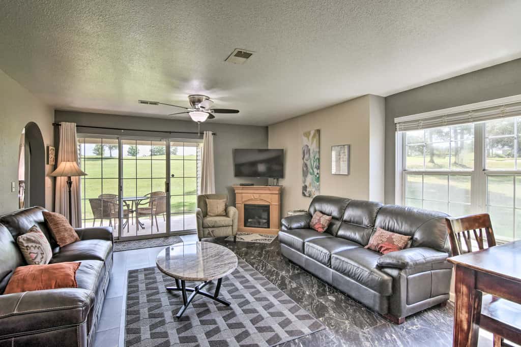 Holiday Hills Resort Condo w/ Hot Tub Access
