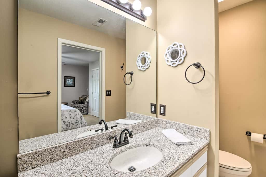 Holiday Hills Resort Condo w/ Hot Tub Access