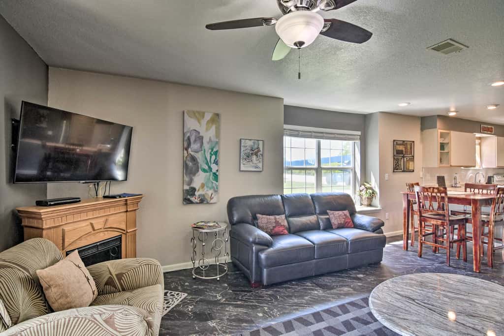 Holiday Hills Resort Condo w/ Hot Tub Access