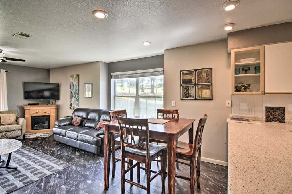 Holiday Hills Resort Condo w/ Hot Tub Access