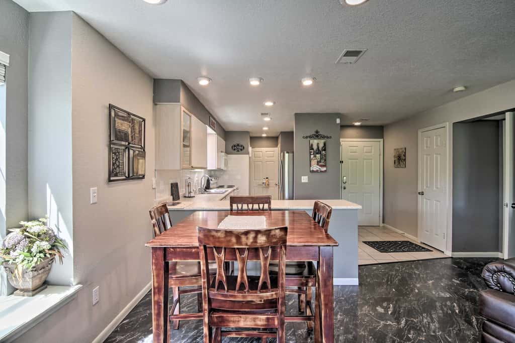Holiday Hills Resort Condo w/ Hot Tub Access
