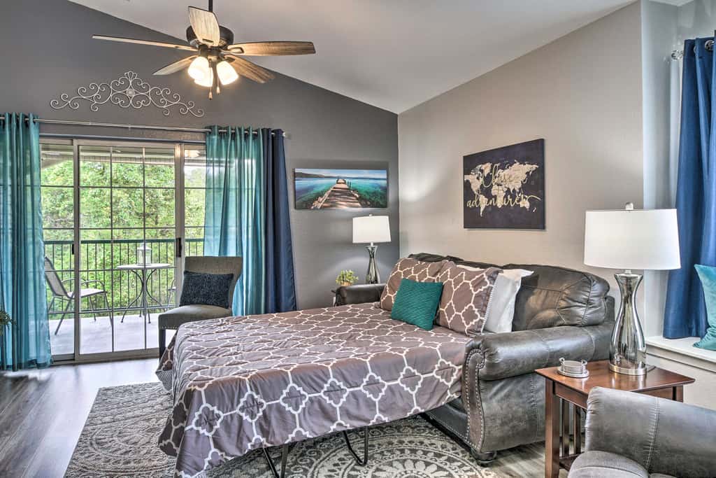 Family Resort Condo w/ Perks in Branson!