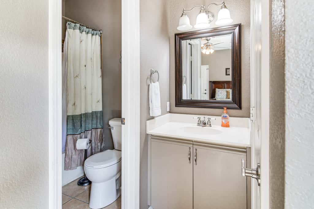 Cozy Resort Condo 5 Mi to Branson Landing!