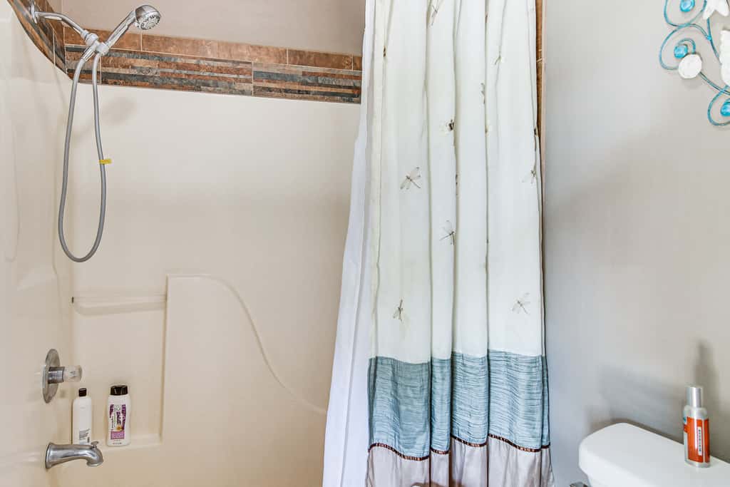 Cozy Resort Condo 5 Mi to Branson Landing!