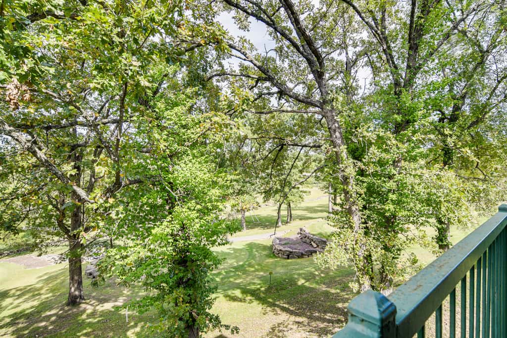 Cozy Resort Condo 5 Mi to Branson Landing!