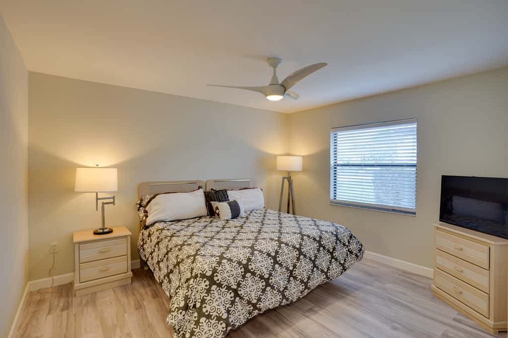 1 Mi to Golf: Sebring Condo w/ Pool Access!