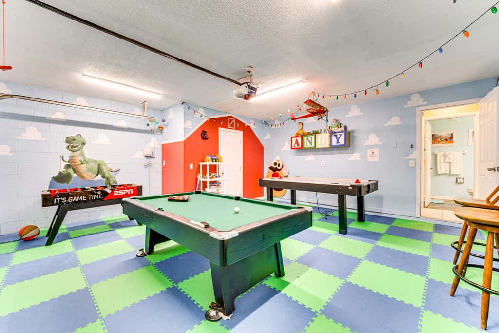 Disney-Themed Villa w/ Heated Pool, 10 Mi to Parks
