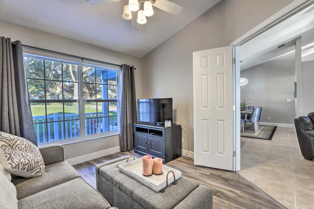 Dog-Friendly Lake Home w/ Dock ~ 25 Mi to Disney!
