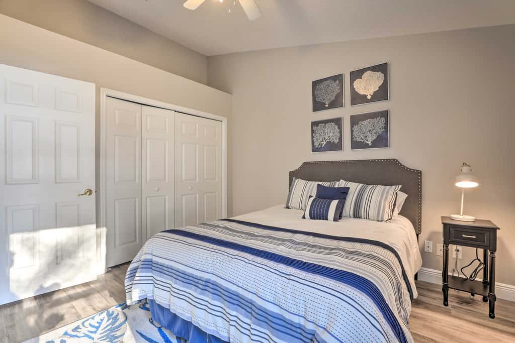 Dog-Friendly Lake Home w/ Dock ~ 25 Mi to Disney!