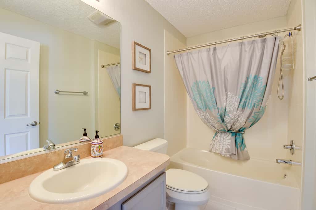 Courtyard Villa w/ Lanai & Community Amenities!