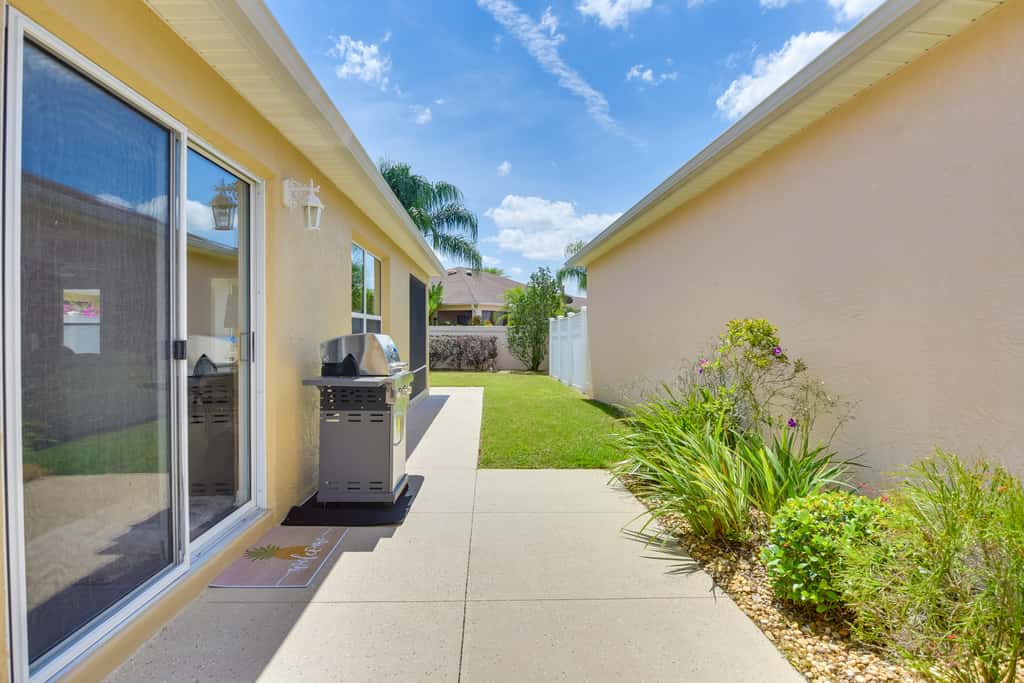 Courtyard Villa w/ Lanai & Community Amenities!