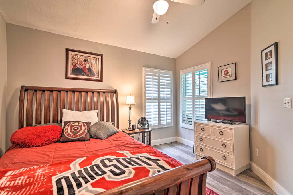 Florida Family Home w/ Dock on Saw Mill Lake!