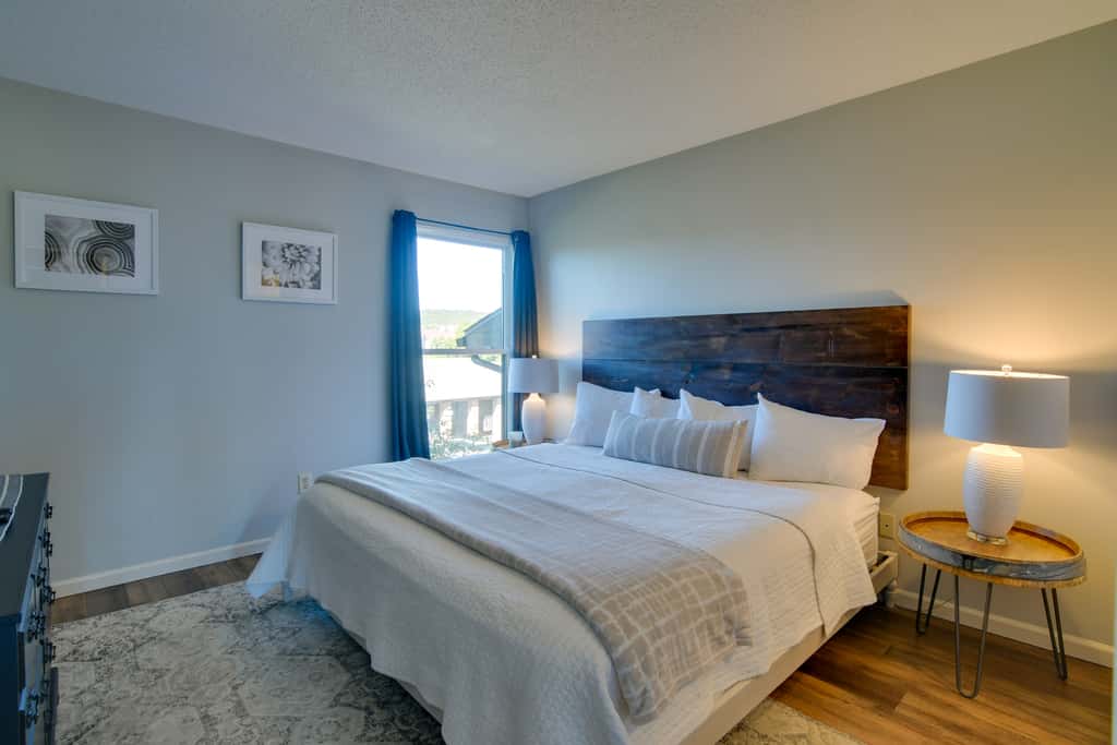 Indoor Pool! Pointe Royale Resort Condo in Branson