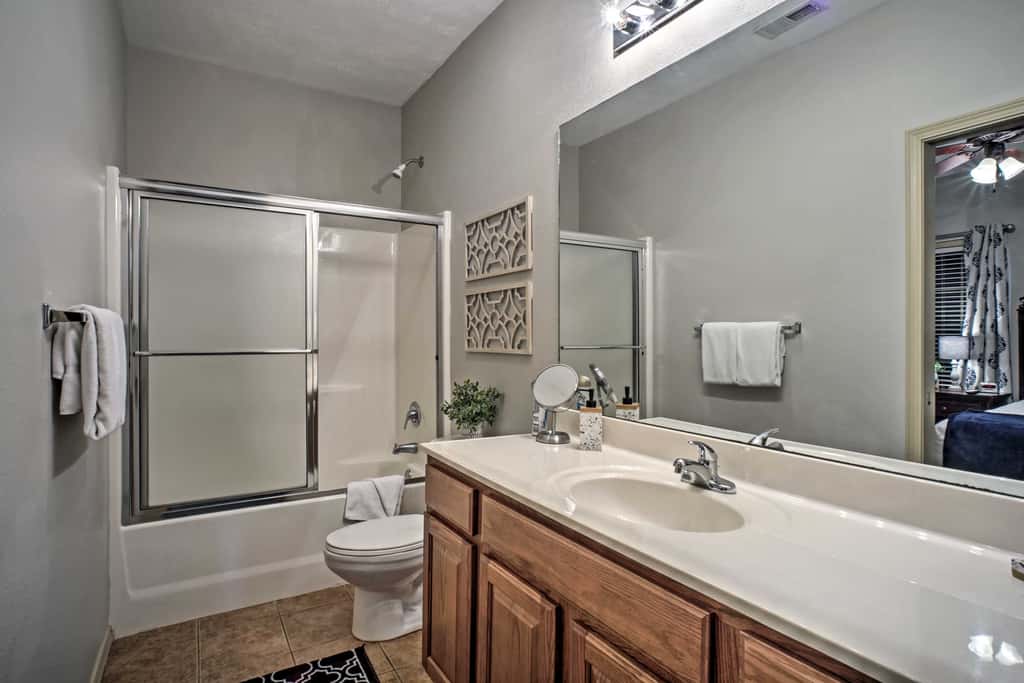 Branson West Villa w/ Golf Course View & Pool!