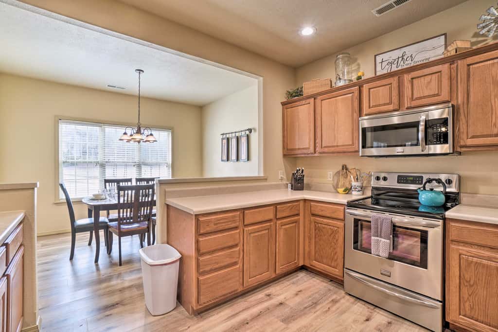 Branson West Villa w/ Golf Course View & Pool!