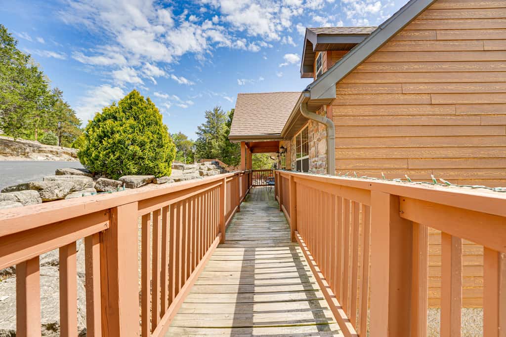 5 Mi to Silver Dollar City! Family Cabin Near Golf
