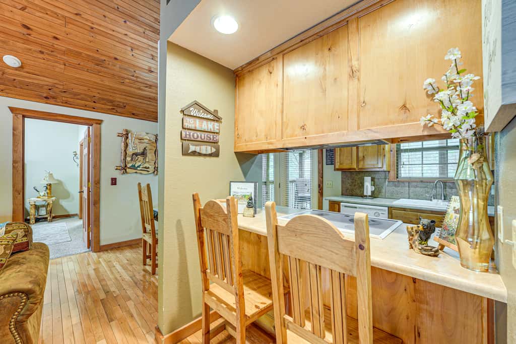 5 Mi to Silver Dollar City! Family Cabin Near Golf