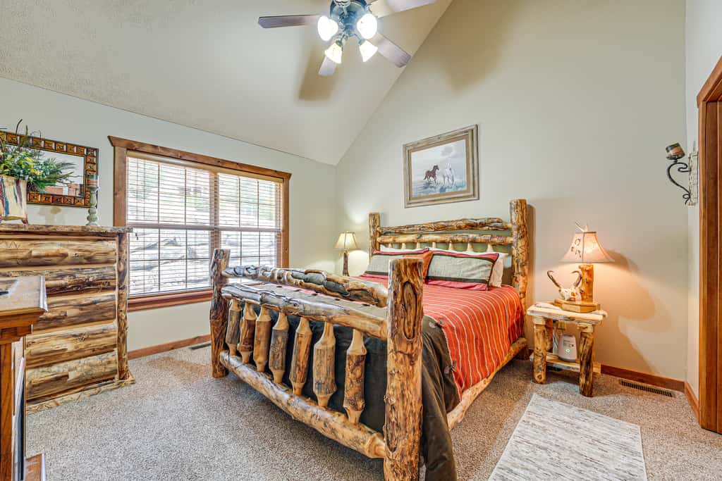 5 Mi to Silver Dollar City! Family Cabin Near Golf