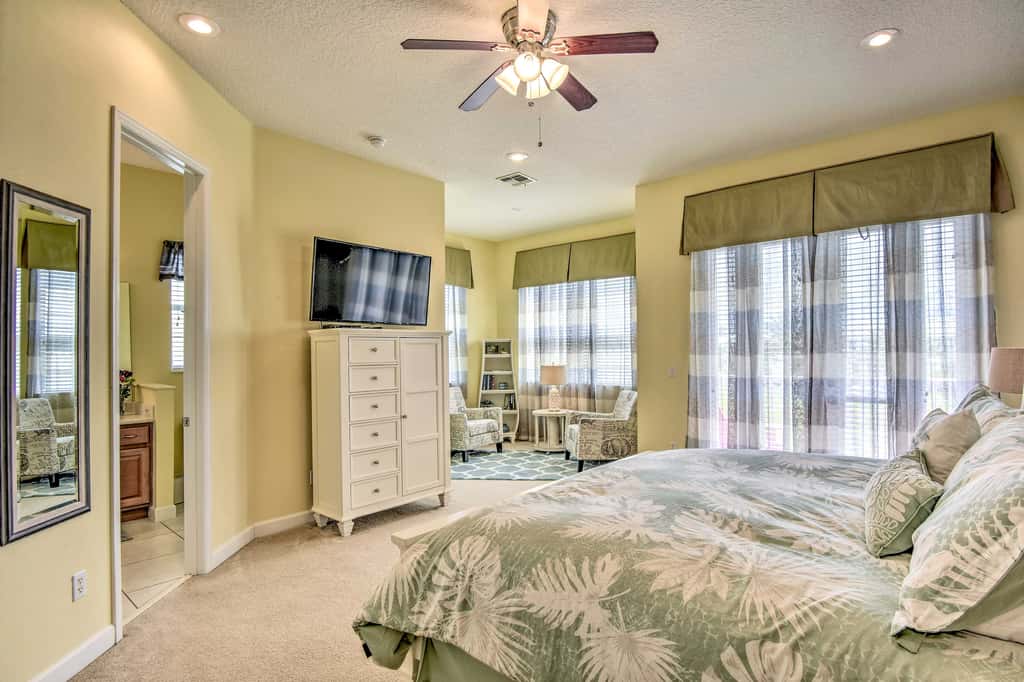 Beautiful Reunion Resort Home < 15 Min to Disney!