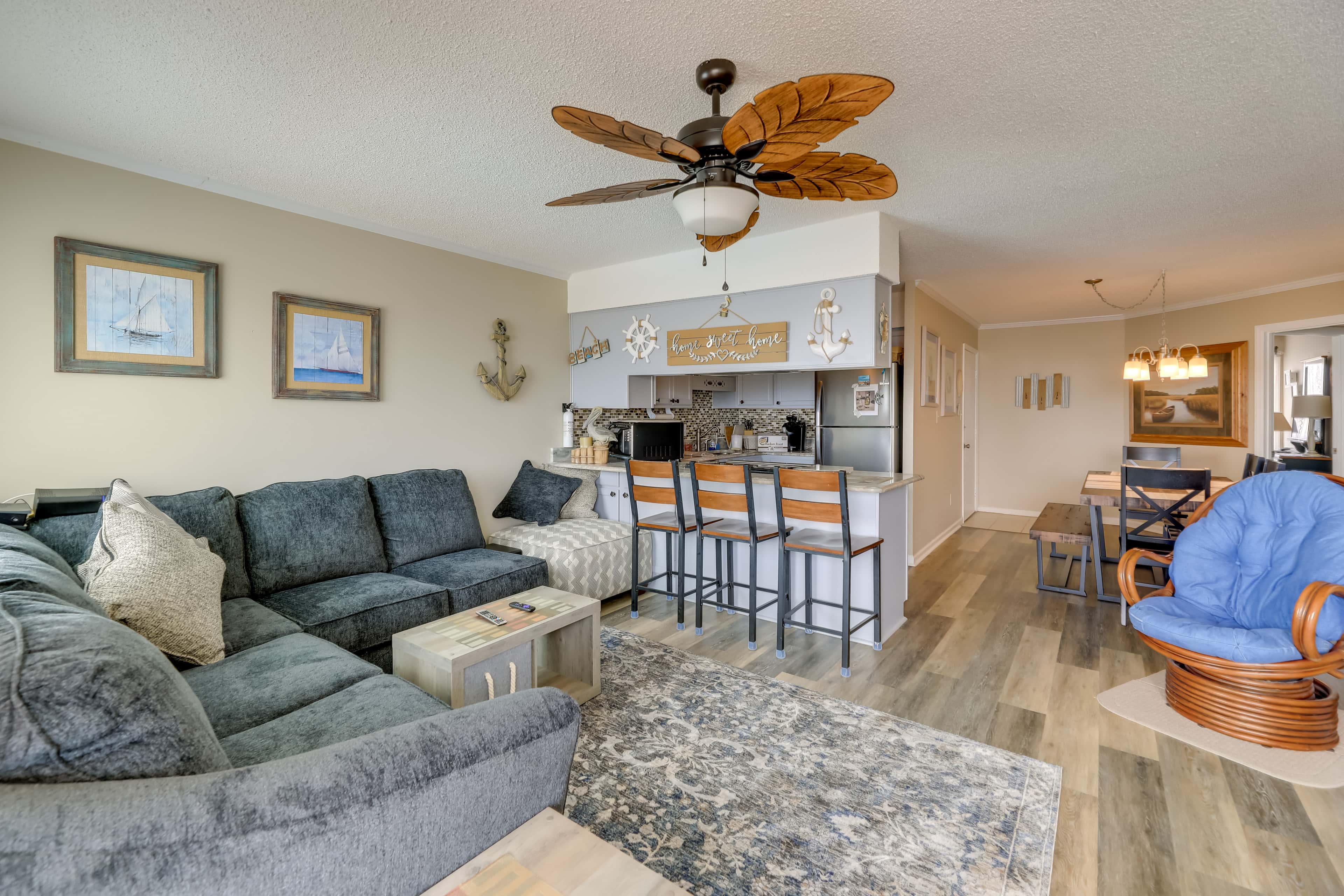Coastal Condo w/ Indoor & Outdoor Pool Access