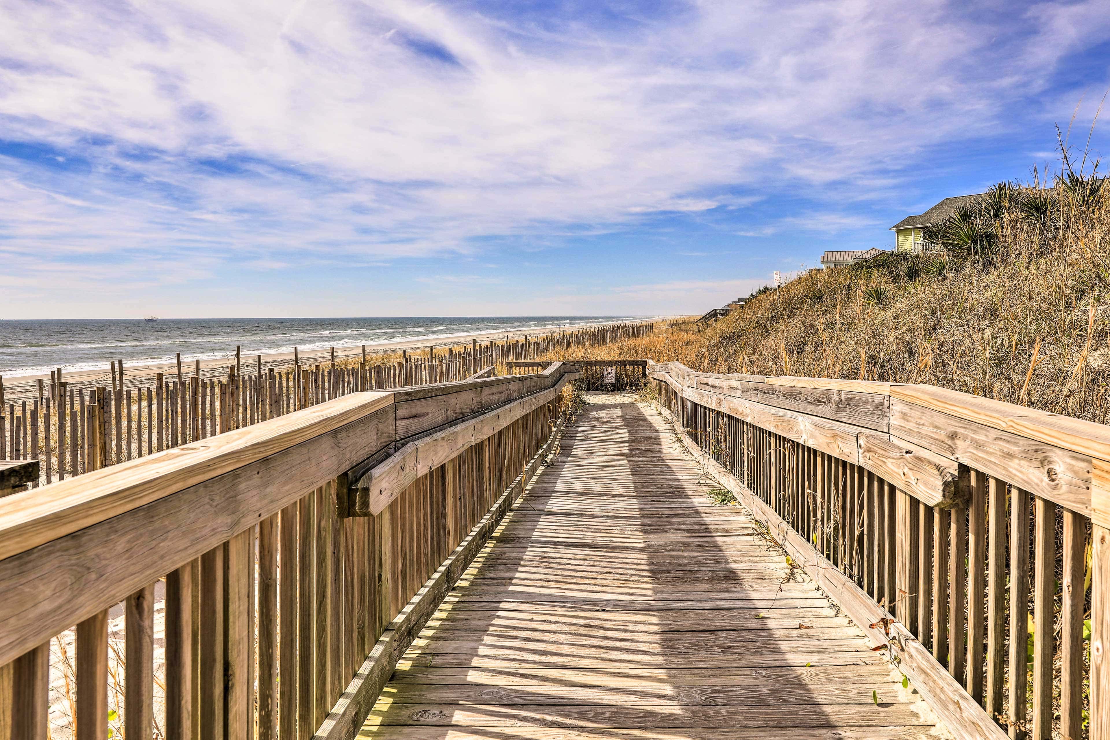 Coastal Condo w/ Indoor & Outdoor Pool Access