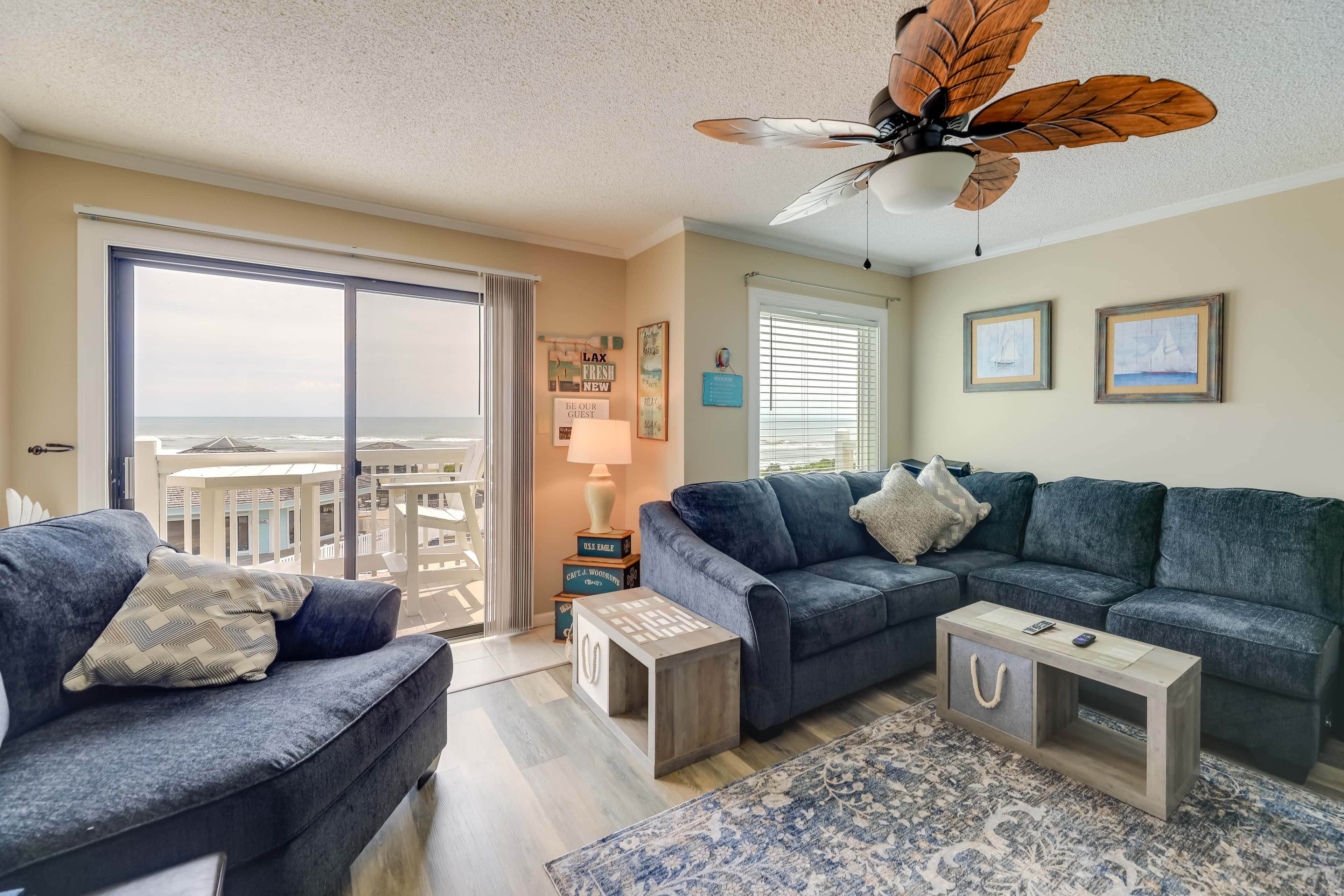 Coastal Condo w/ Indoor & Outdoor Pool Access