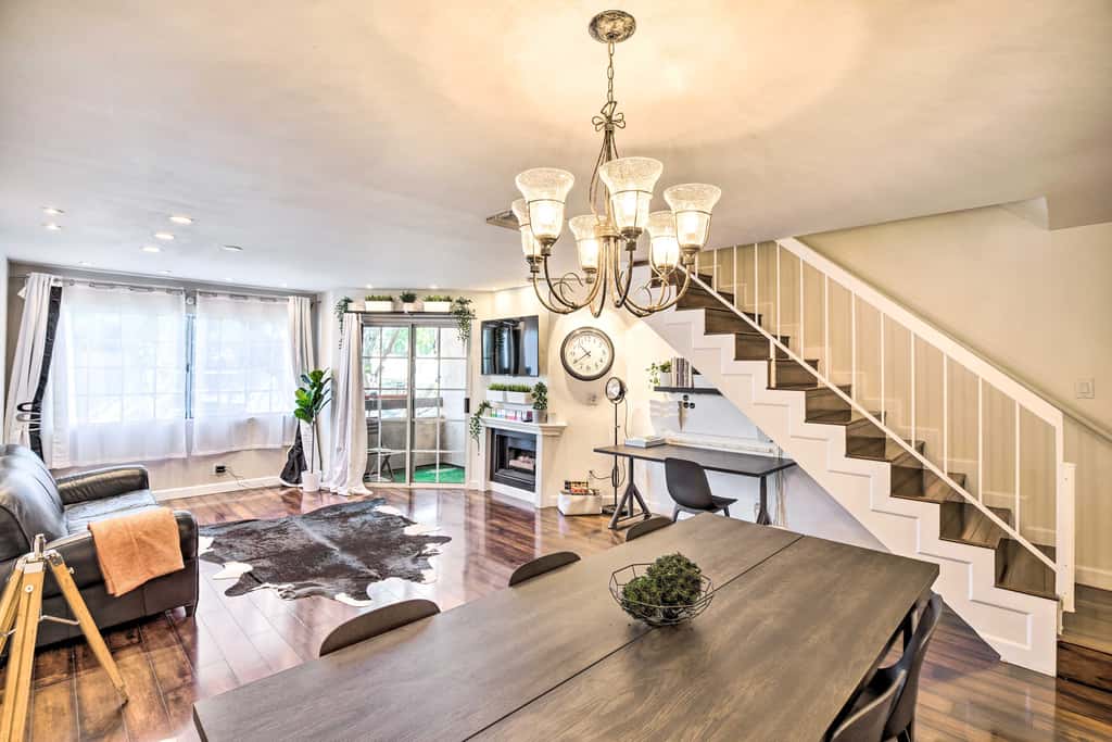 2 Mi to Griffith Park! Burbank Extended-Stay Condo