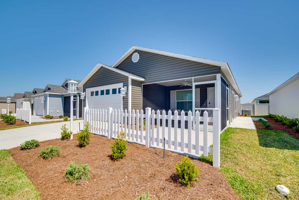 Home in The Villages Near the Newer Town Centers!