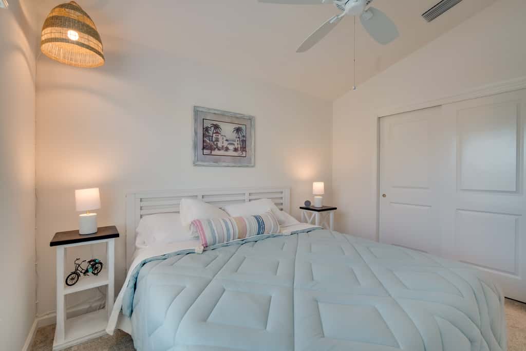 Home in The Villages Near the Newer Town Centers!