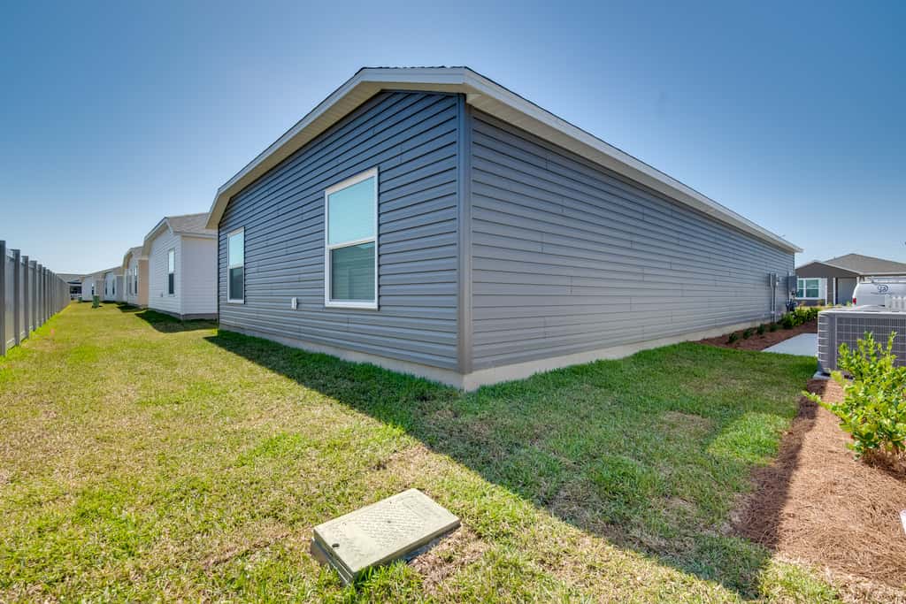 Home in The Villages Near the Newer Town Centers!