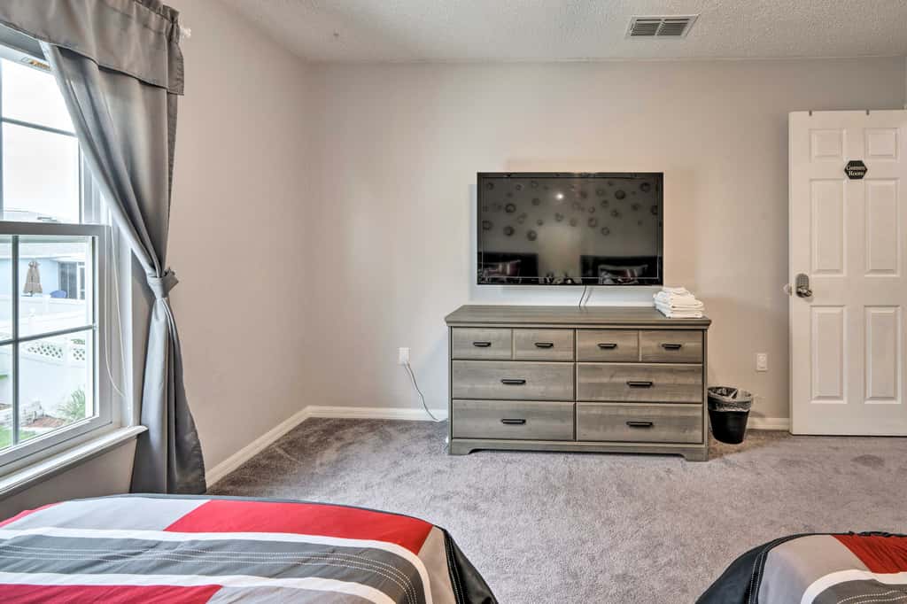 Game Room, Fenced Yard! Extended Base Near WDW
