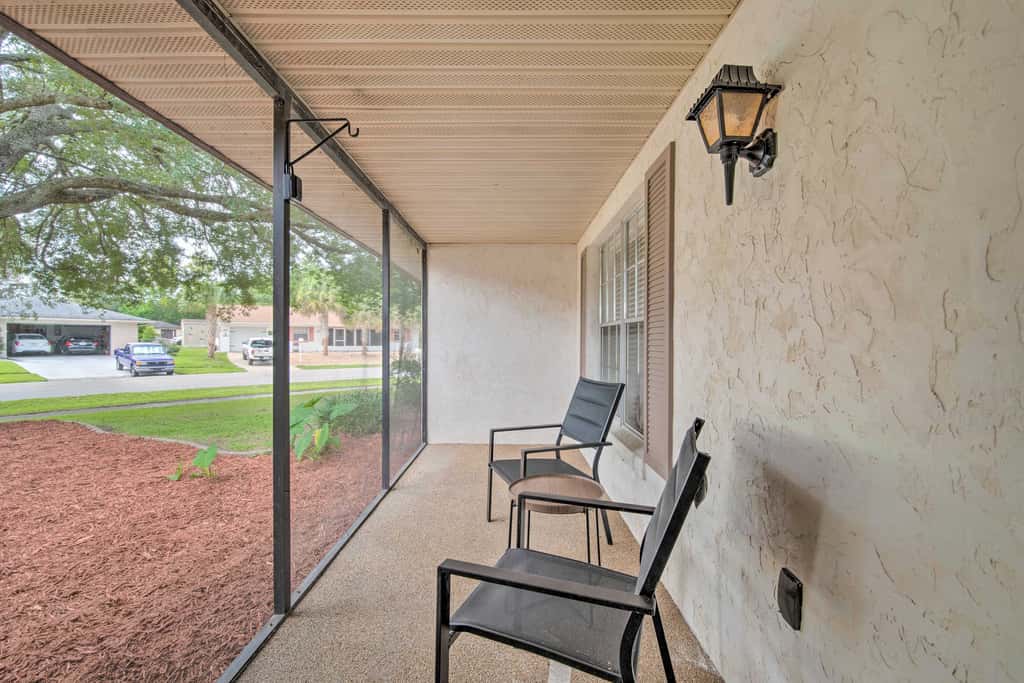 Family-Friendly Ocala Retreat: 18 Mi to Dtwn!
