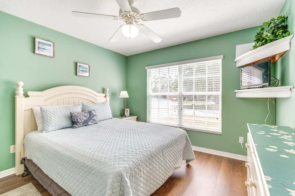 10 Mi to Disney: Home w/ Spa & Heated Pool!