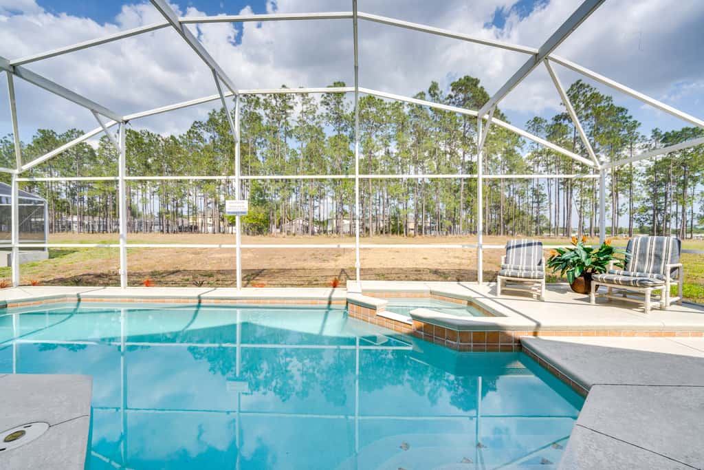 10 Mi to Disney: Home w/ Spa & Heated Pool!