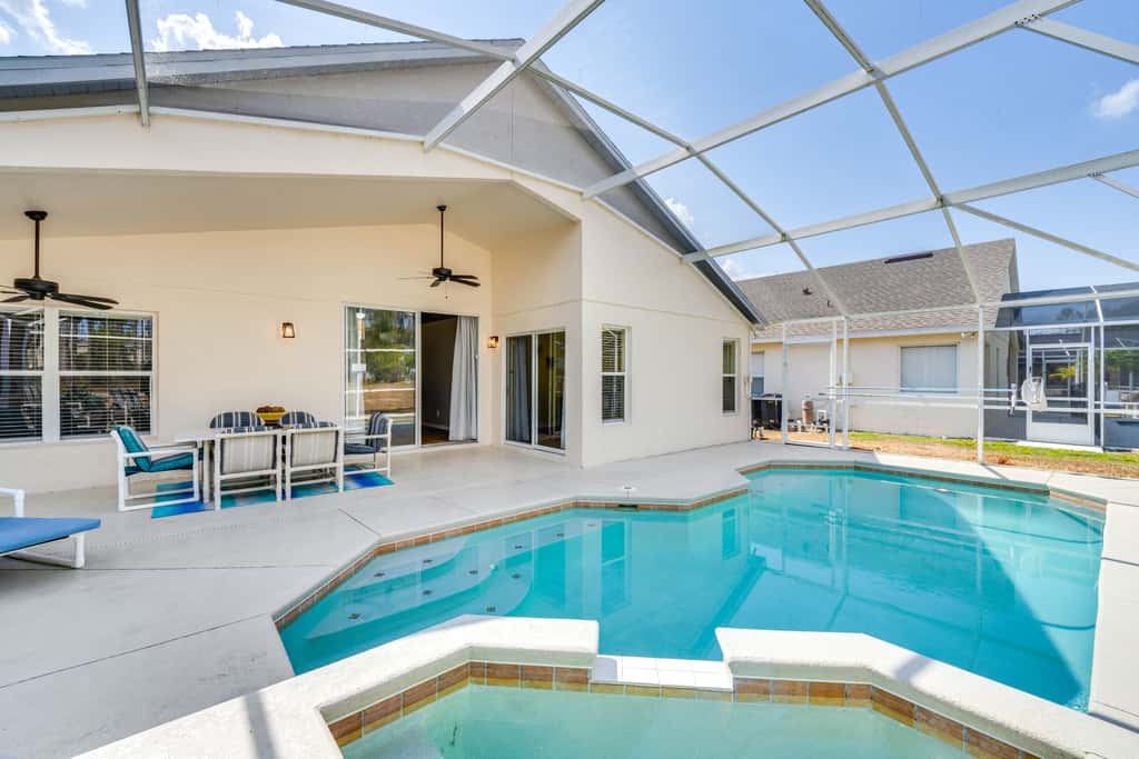 10 Mi to Disney: Home w/ Spa & Heated Pool!